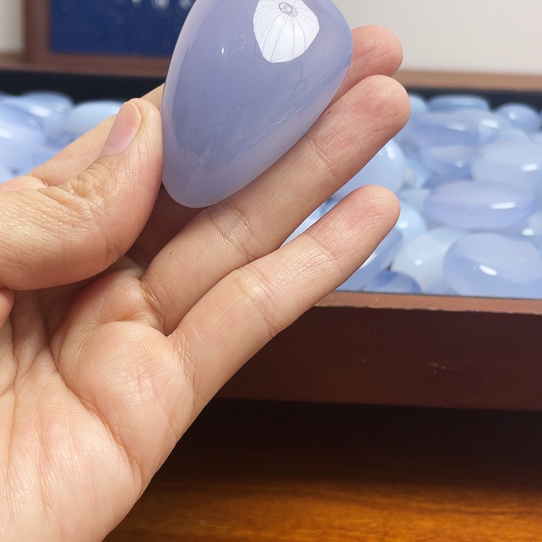 玛瑙/玉髓未镶嵌珠宝奇石