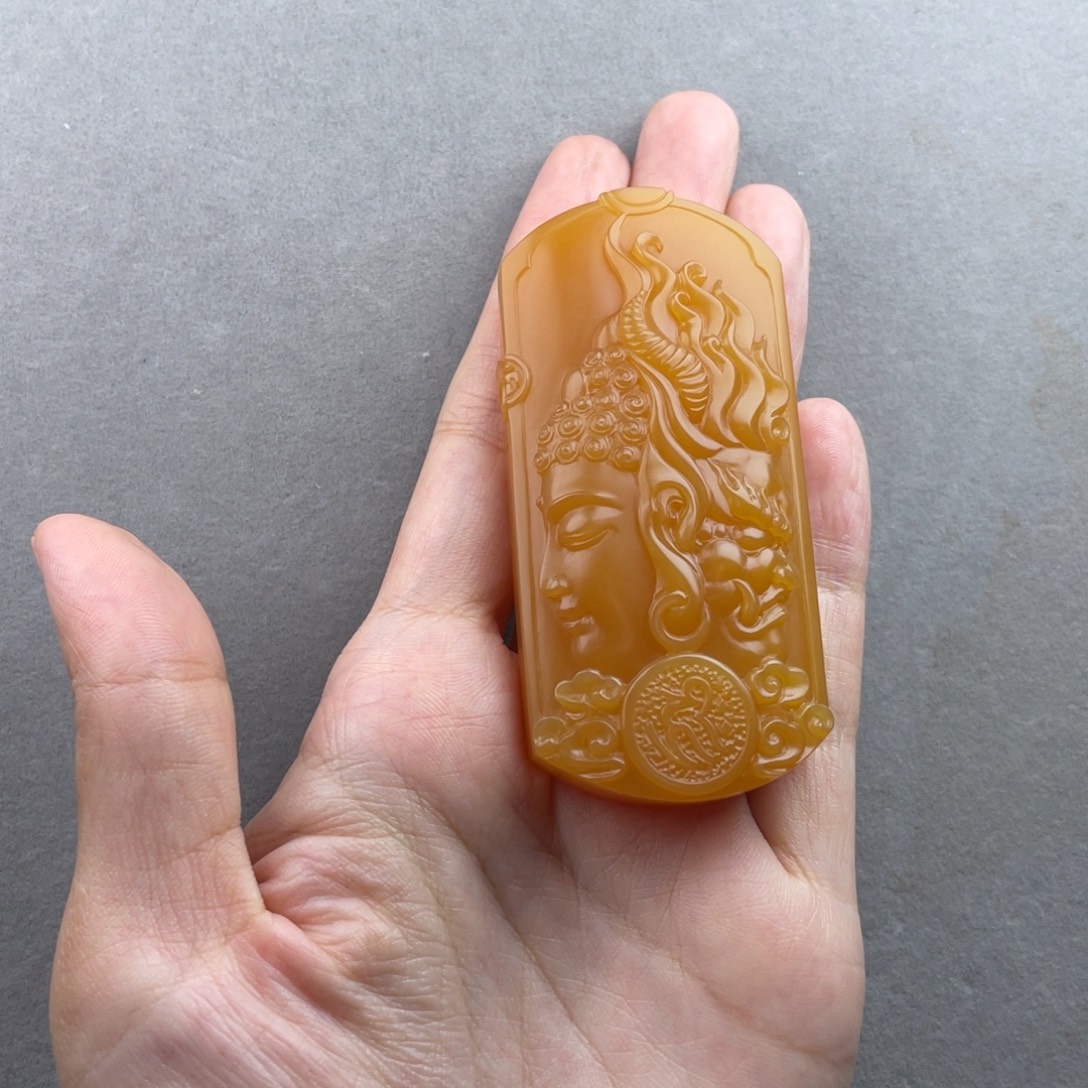 九***天石英质玉（缅黄）未镶嵌吊坠(不含链)