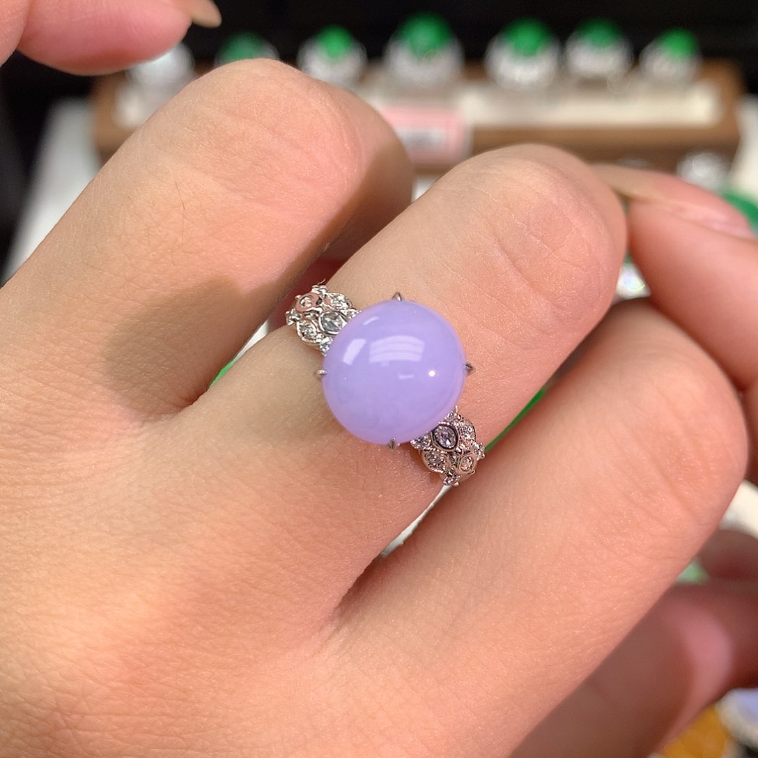 翡翠戒指18K金镶嵌1111111