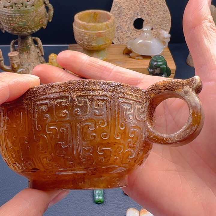 万***然和田玉（糖玉）未镶嵌颈饰