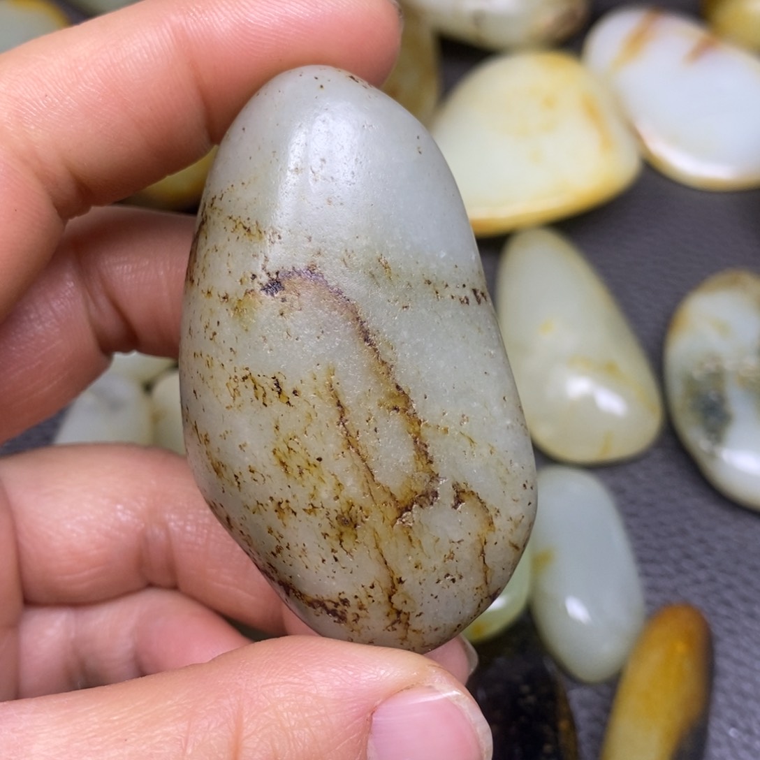 和田玉（糖玉）挂件未镶嵌