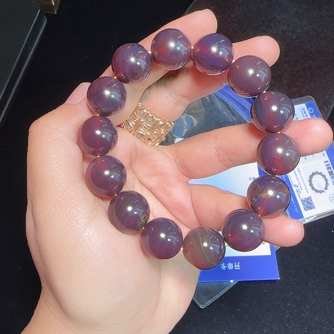 琥珀未镶嵌裸石琥珀