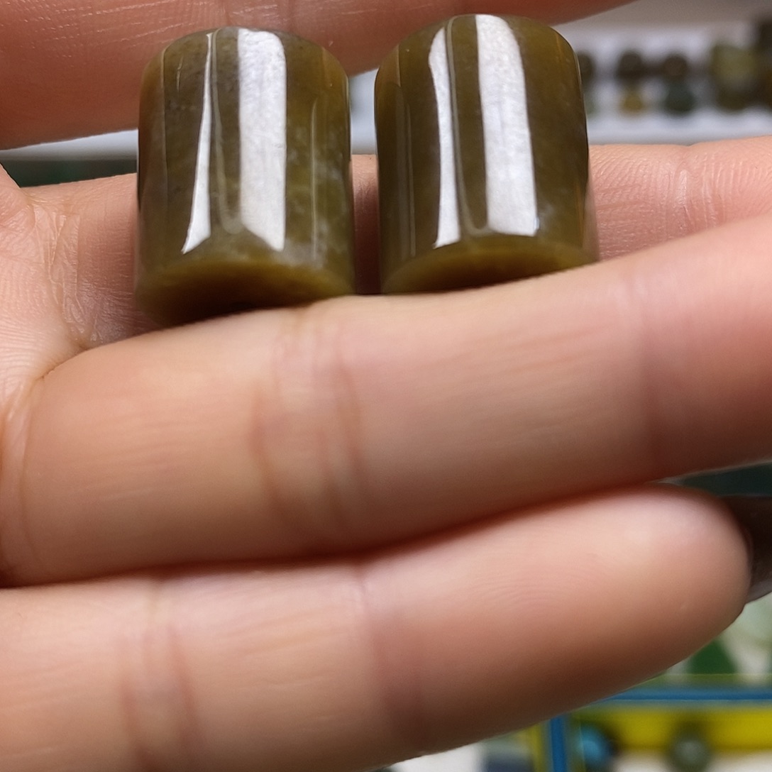 *****和田玉未镶嵌珠宝半成品和田玉糖玉珠子