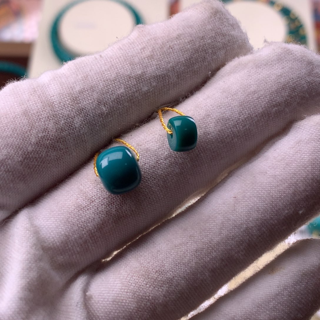 绿松石配饰未镶嵌猪*爸