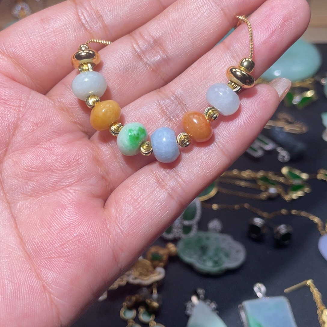 翡翠14K金镶嵌颈饰