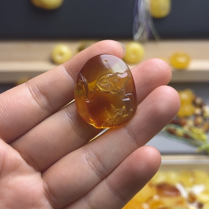 蜜蜡颈饰未镶嵌蜜蜡吊坠