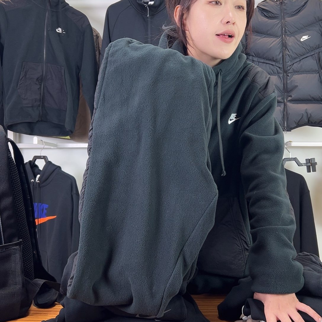 4893黑色长裤M码110-130斤不退换