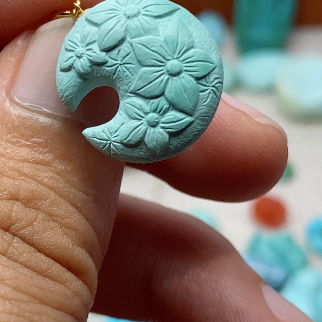 【闪购商品】绿松石未镶嵌670美*绿松石