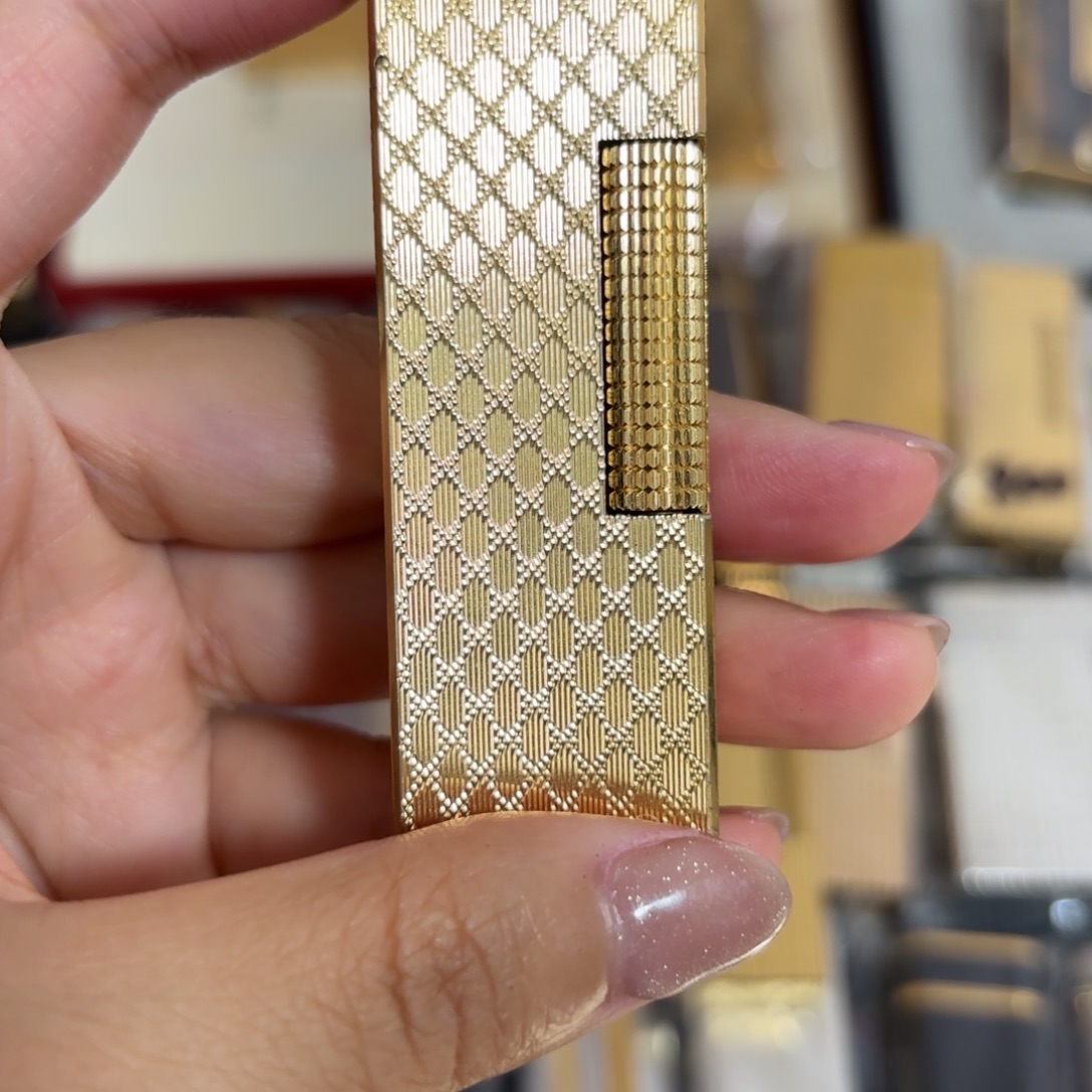 都登卡中古打火机