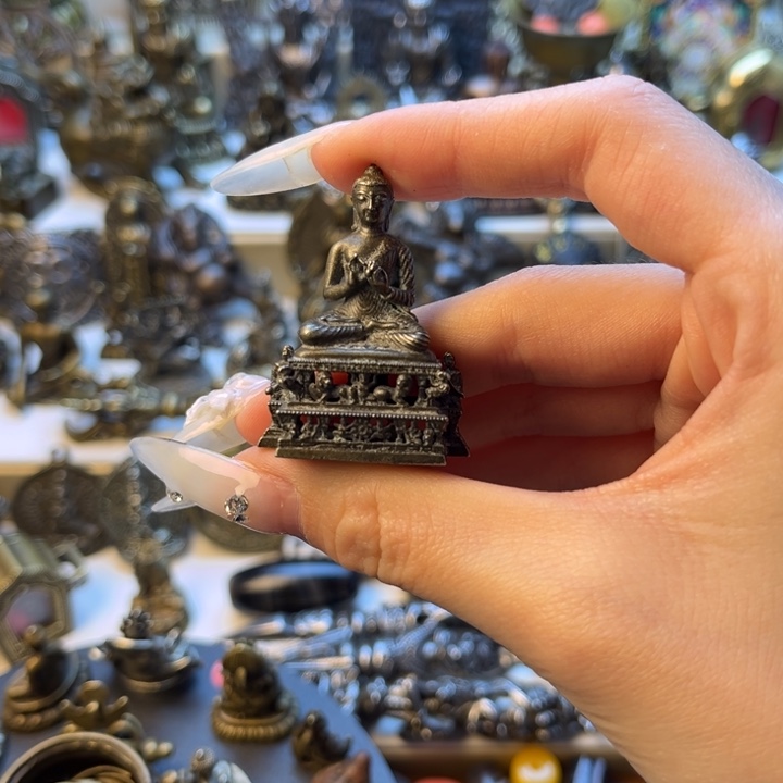 ~***~泥塑闪价漏价一件