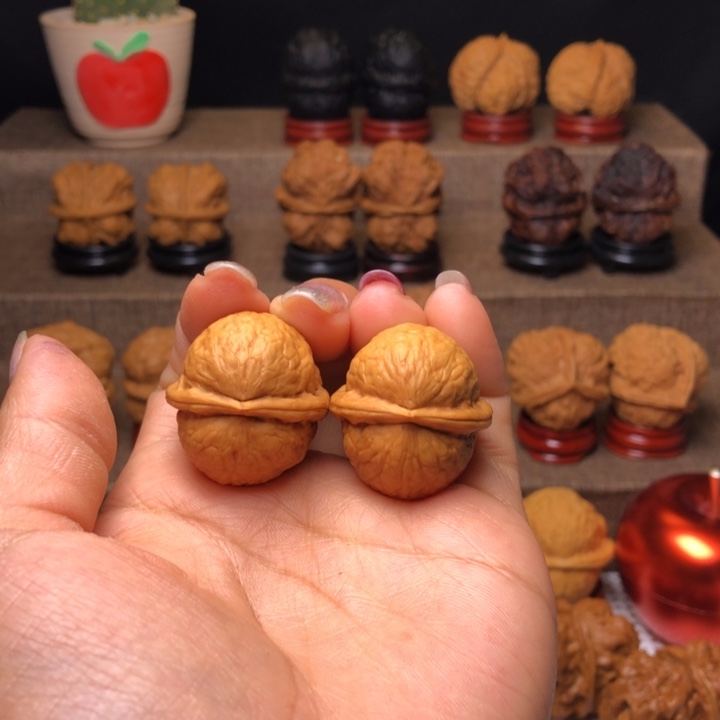 文玩核桃把件45粗筋大屁桃