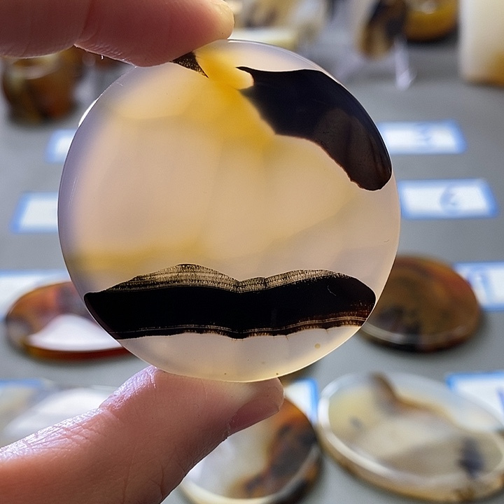 玛瑙/玉髓未镶嵌珠宝半成品96