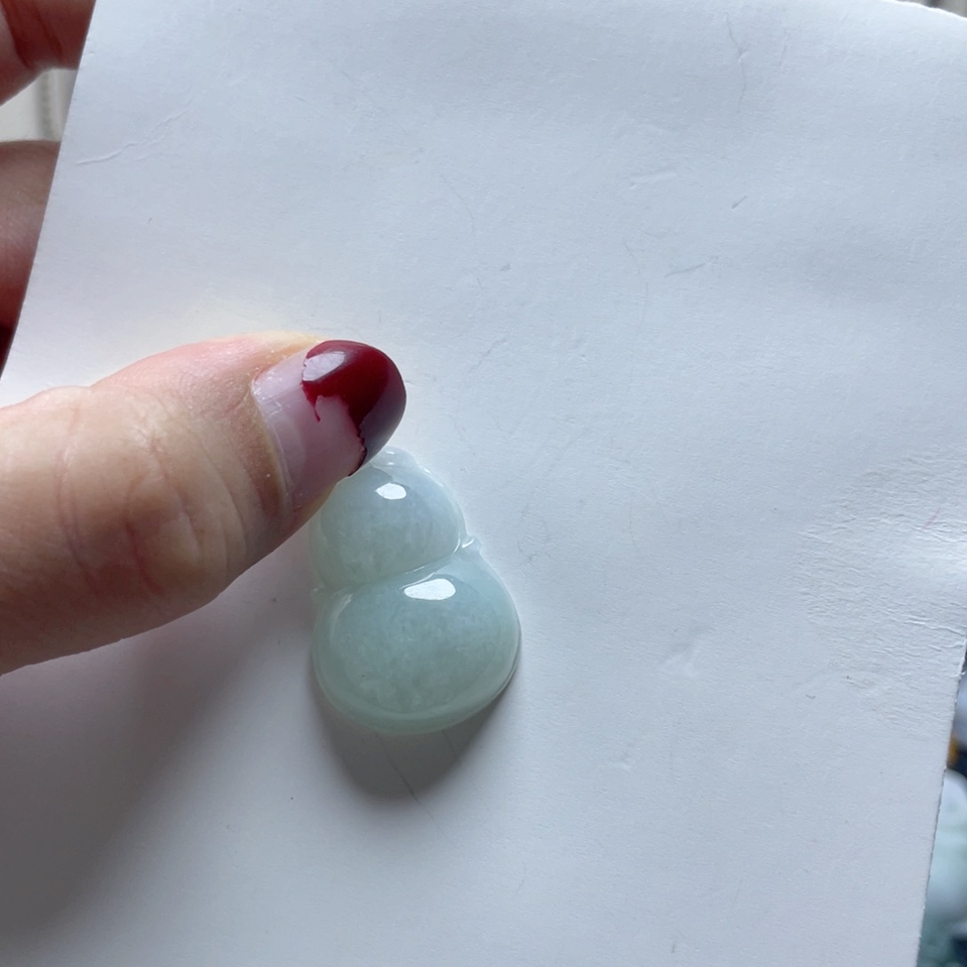 翡翠颈饰未镶嵌潘