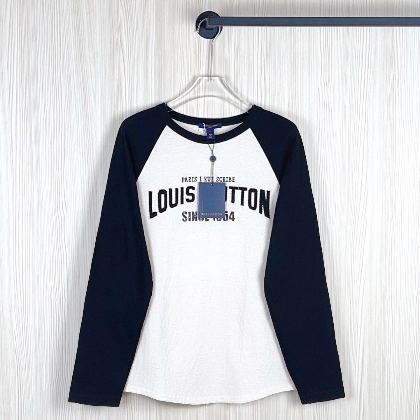 未使用 LouisVuitton/路易威登 Lv上衣成色看直播尺码L/GSS30160