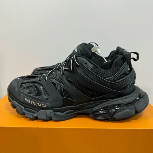 99新 Balenciaga/巴黎世家 41码 track 1.0 黑武士 老爹鞋