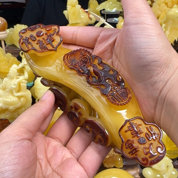 未镶嵌蜜蜡珠宝奇石