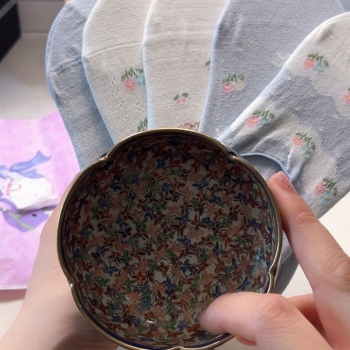 瓷片b b b n n j j j ji o