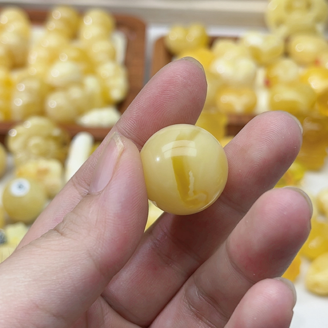 天然蜜蜡大圆珠，全品无暇，卡20.8➕