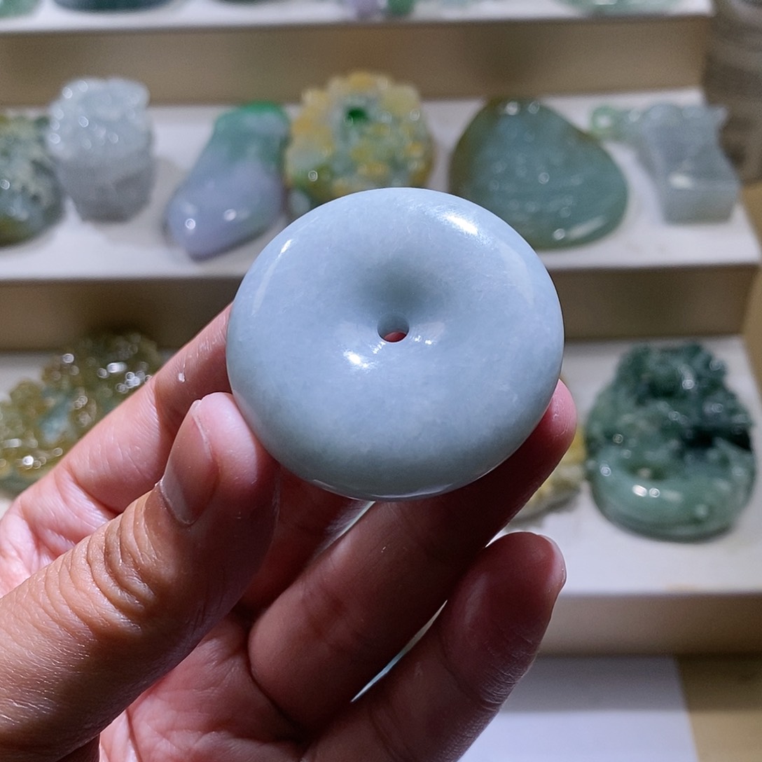 【闪购商品】翡翠颈饰未镶嵌平安扣