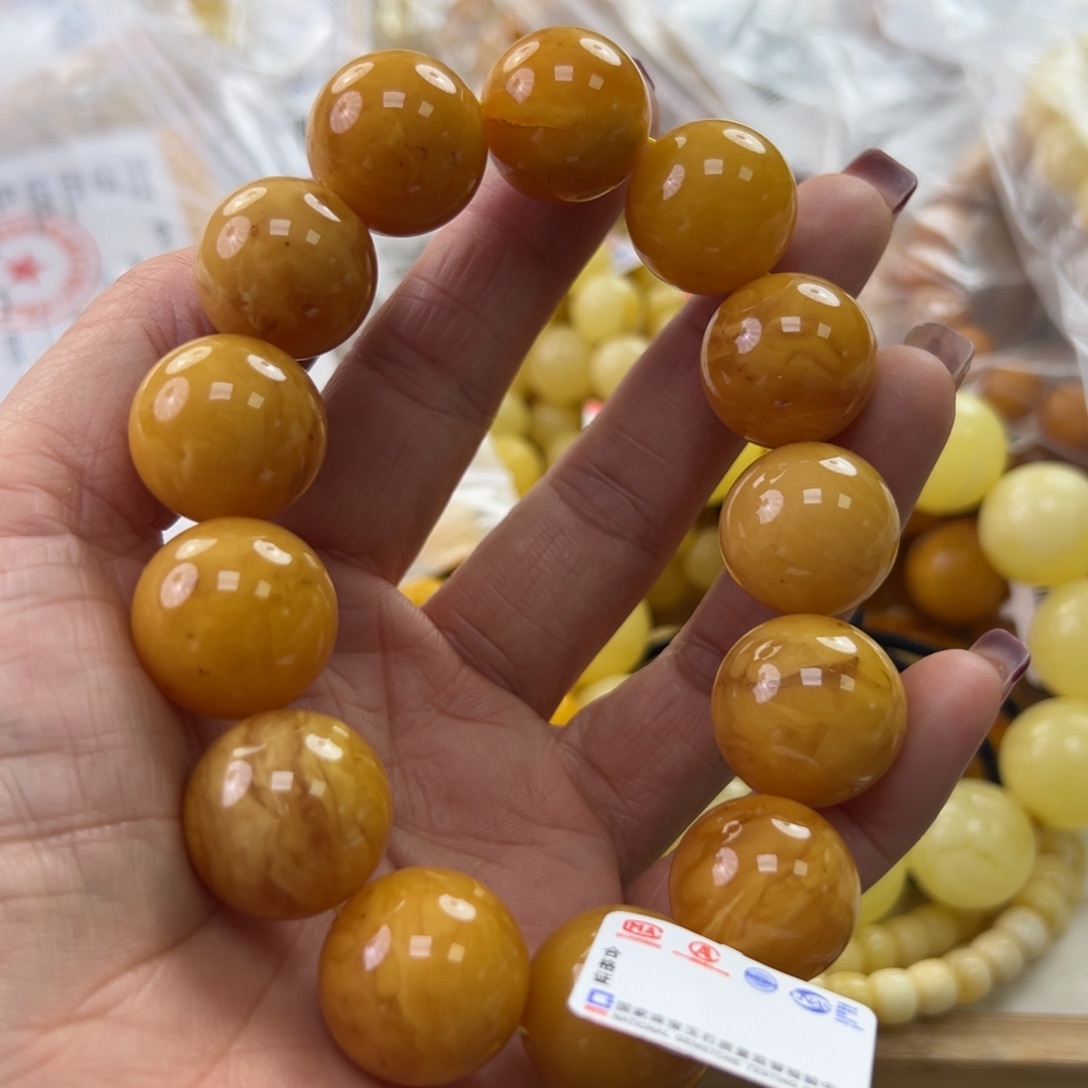 琥珀珠宝奇石未镶嵌