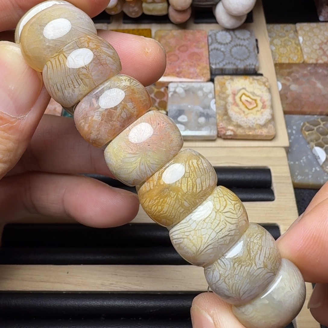 硅化玉未镶嵌纯天然色有机玉石保真色