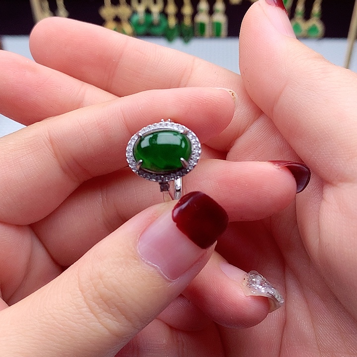 翡翠颈饰银S925镶嵌翡翠