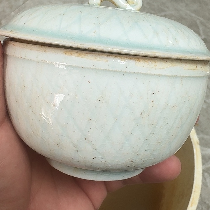 亚***洪品相完整如图漂亮漂亮漂亮