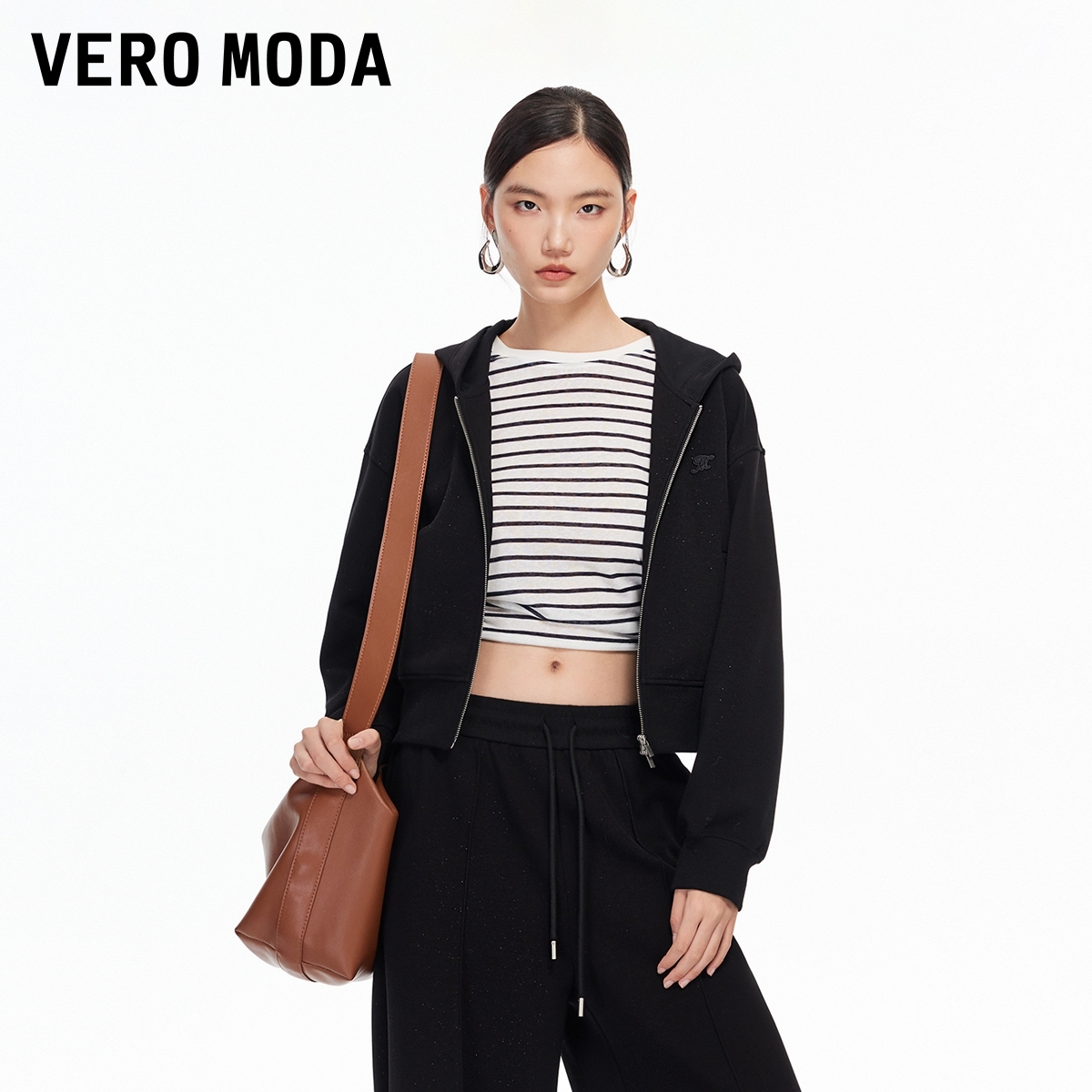 Vero Moda外套2025冬季新款闪粉短款字母连帽开衫卫衣显瘦百搭