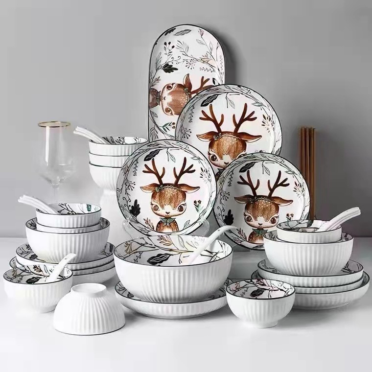 卡通鹿陶瓷碗盘多人组合套装 米饭碗牛排盘泡面碗大汤碗网红轻奢