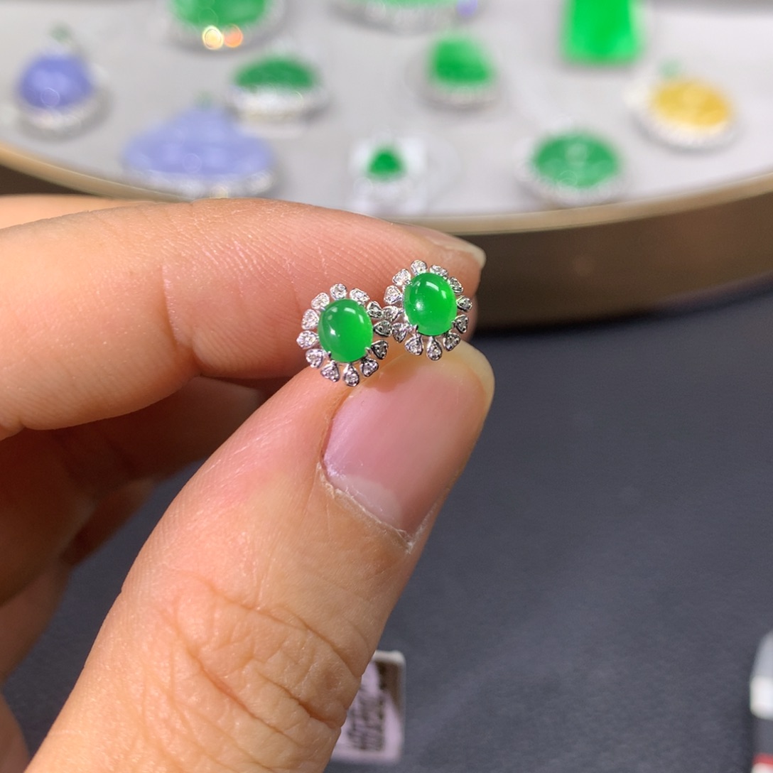 翡翠耳饰18K金镶嵌翡翠