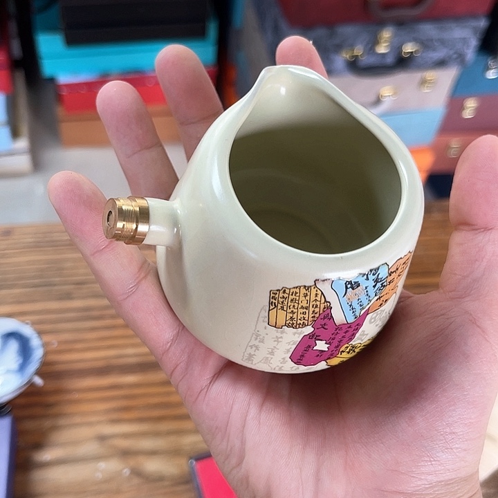 孤品茶具套装等。