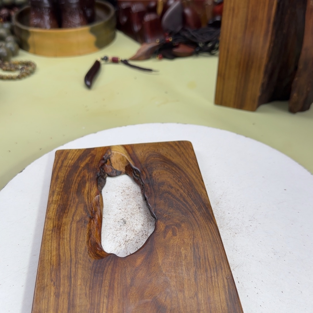 大果紫檀（缅甸花梨）墨*