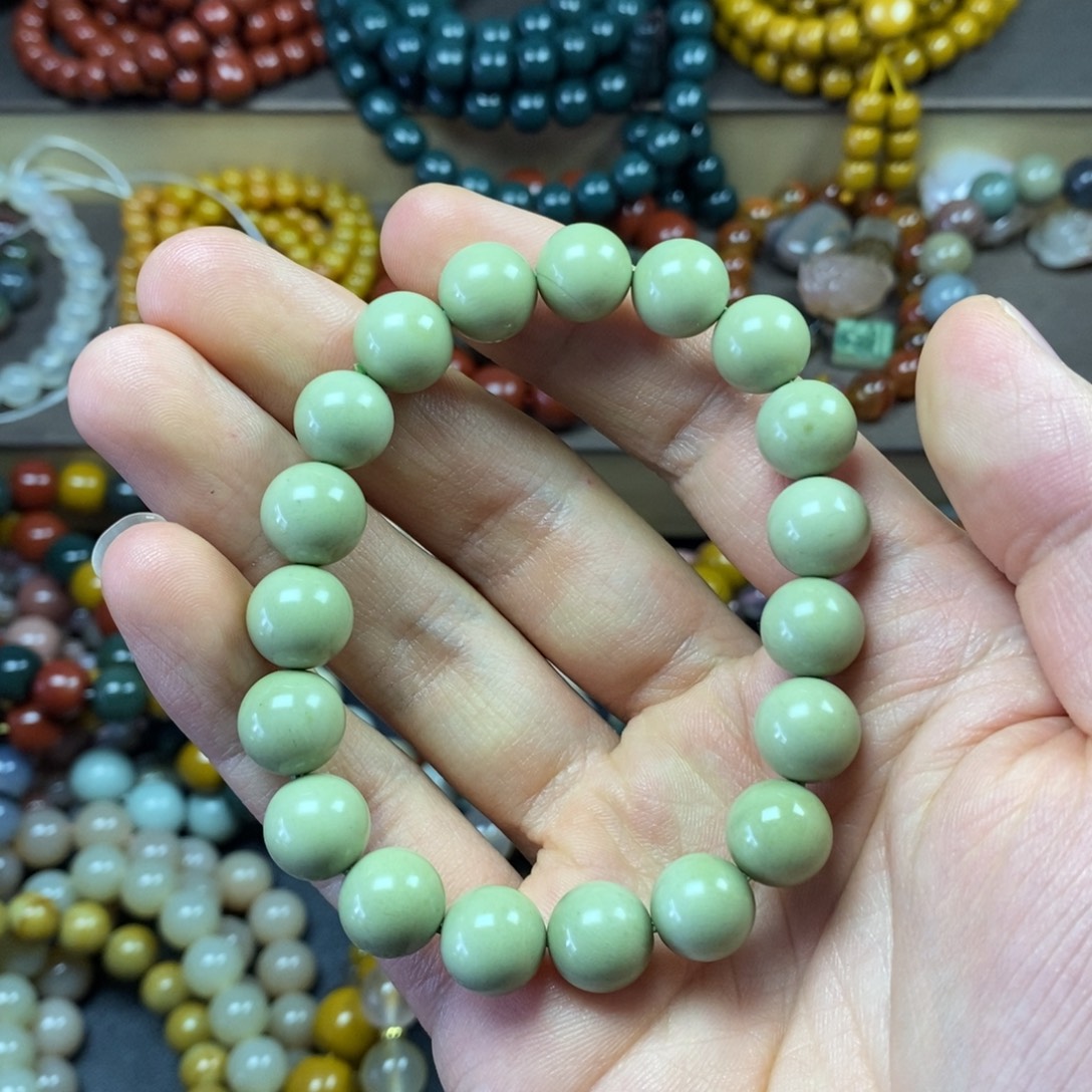 青***酒石材阿拉善沙漠的森林