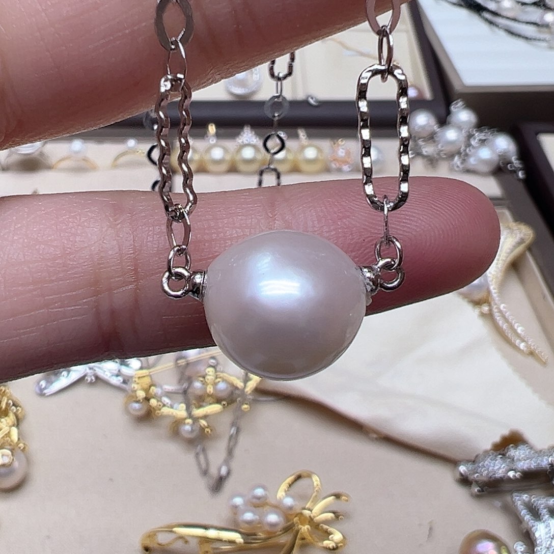 淡水珍珠吊坠(赠链)银S925镶嵌