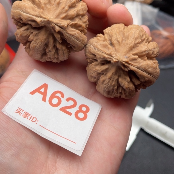 文玩核桃吊坠核桃