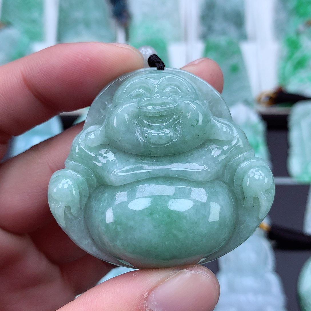 翡翠颈饰未镶嵌翡翠吊坠