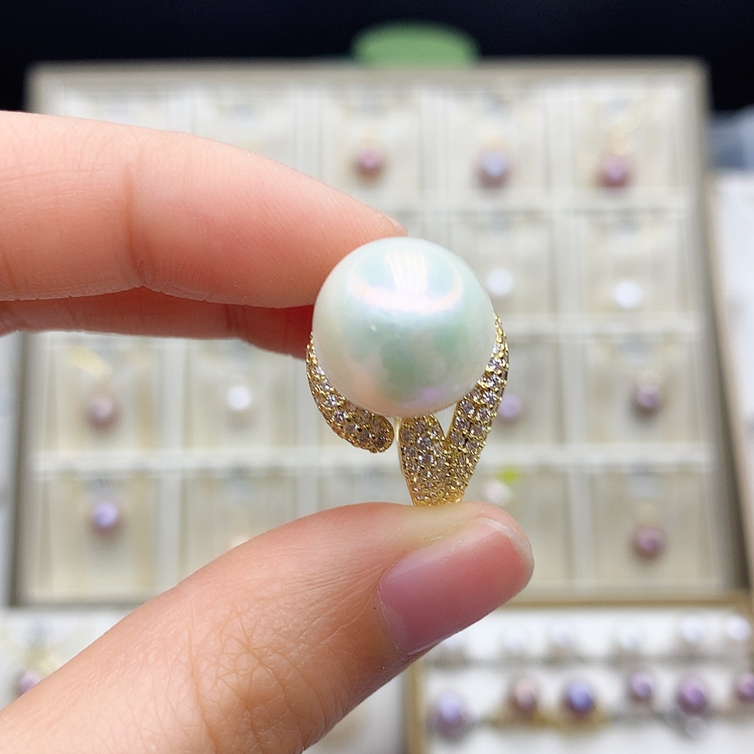 淡水珍珠颈饰合金