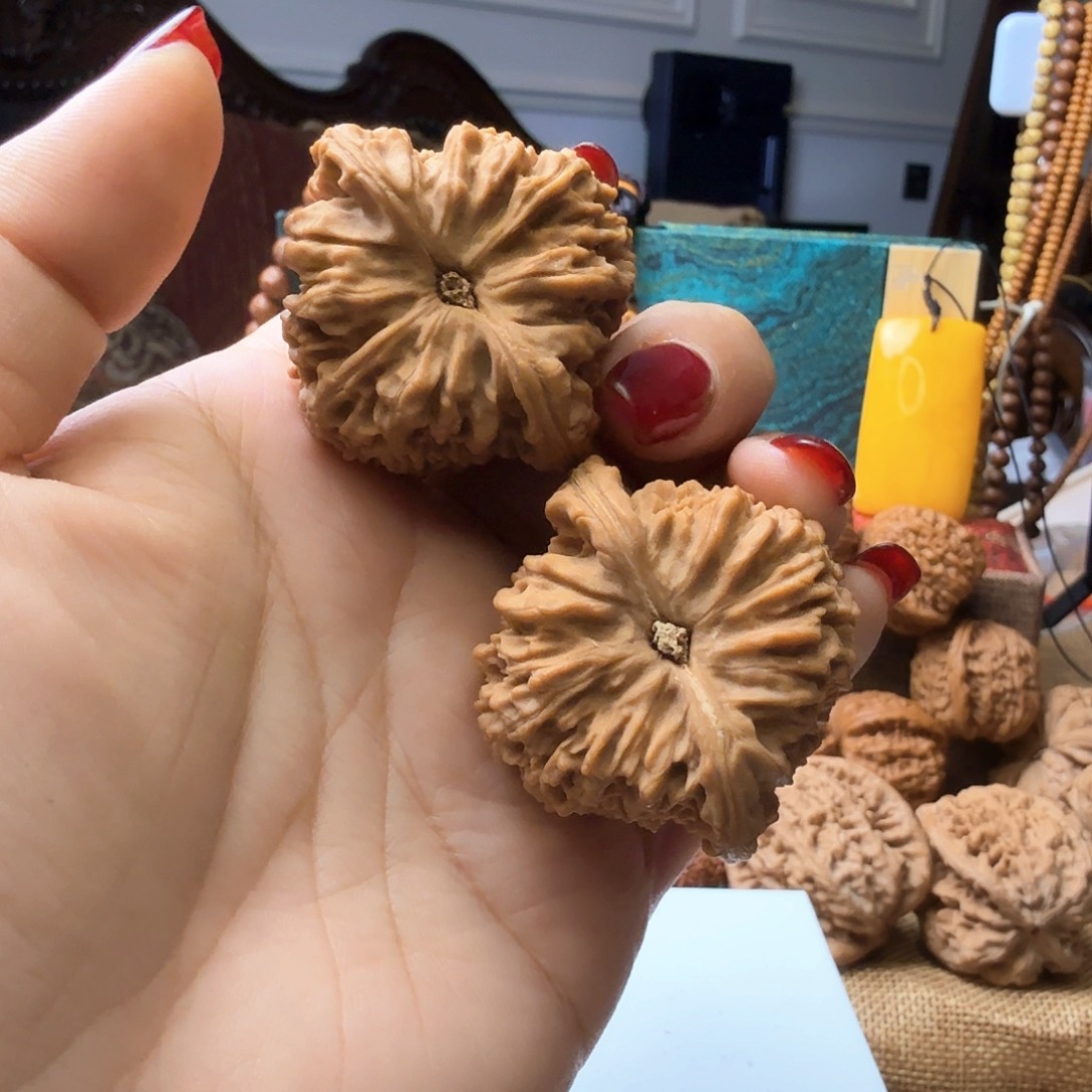 珍***人吊坠文玩核桃闪购