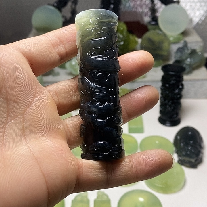 岫玉手把件未镶嵌