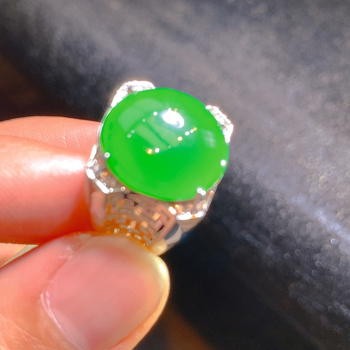 【闪购商品】翡翠颈饰银S925镶嵌翡翠