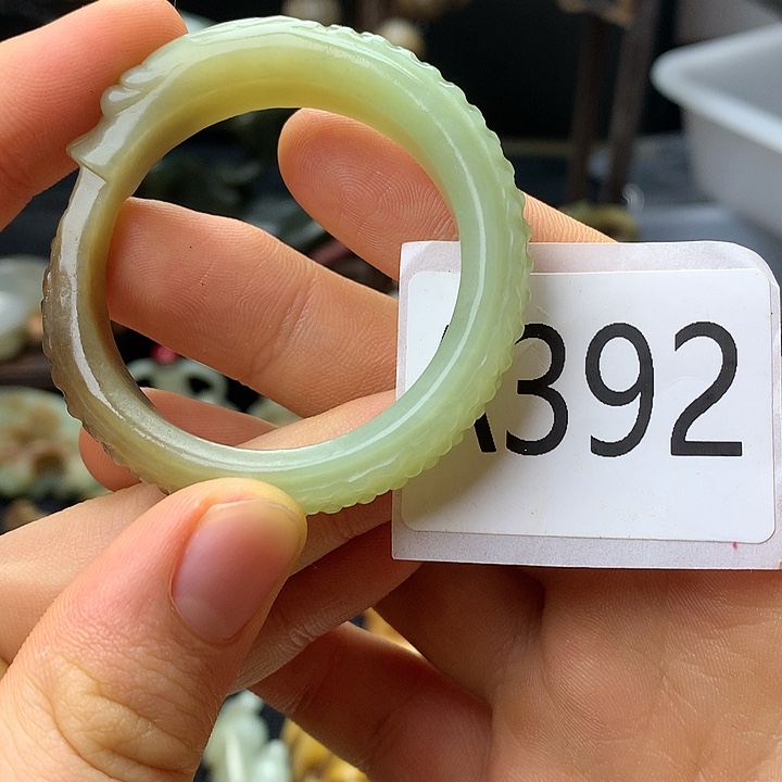 和田玉未镶嵌车挂