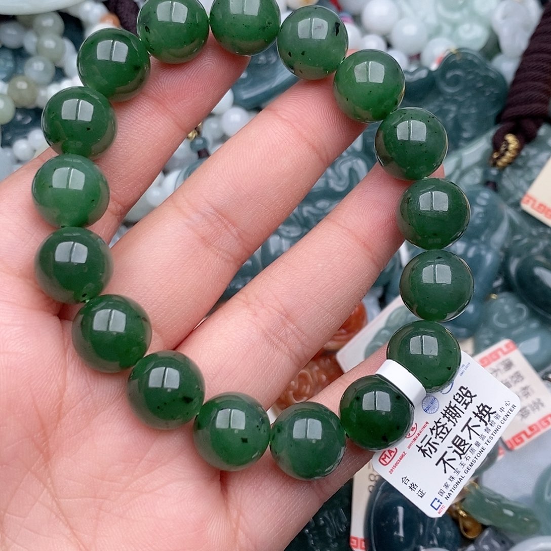 未镶嵌和田玉手链