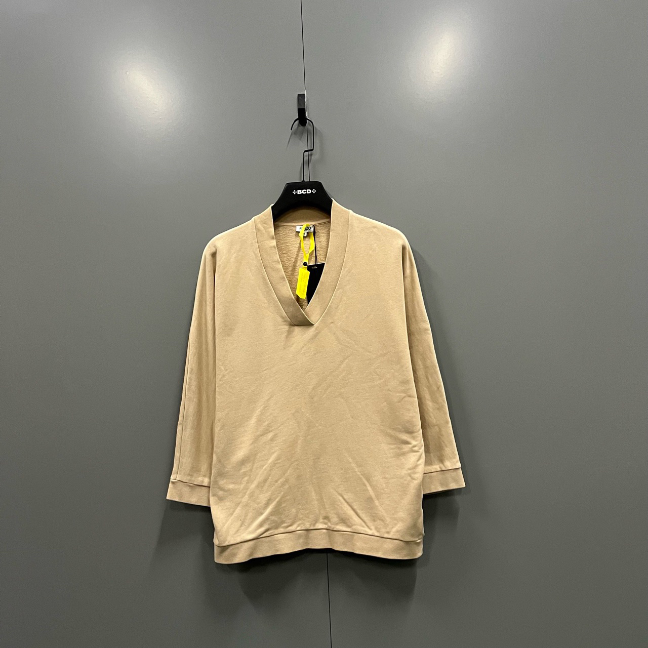 （bb）120 高田贤三 卡其色背后logo印花卫衣 M码/95新/4980/303237