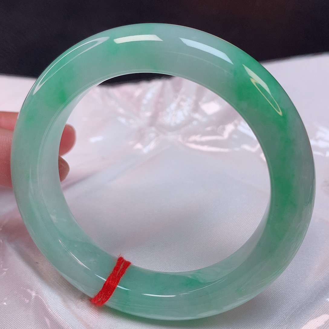 翡翠手镯未镶嵌55 翡翠手镯