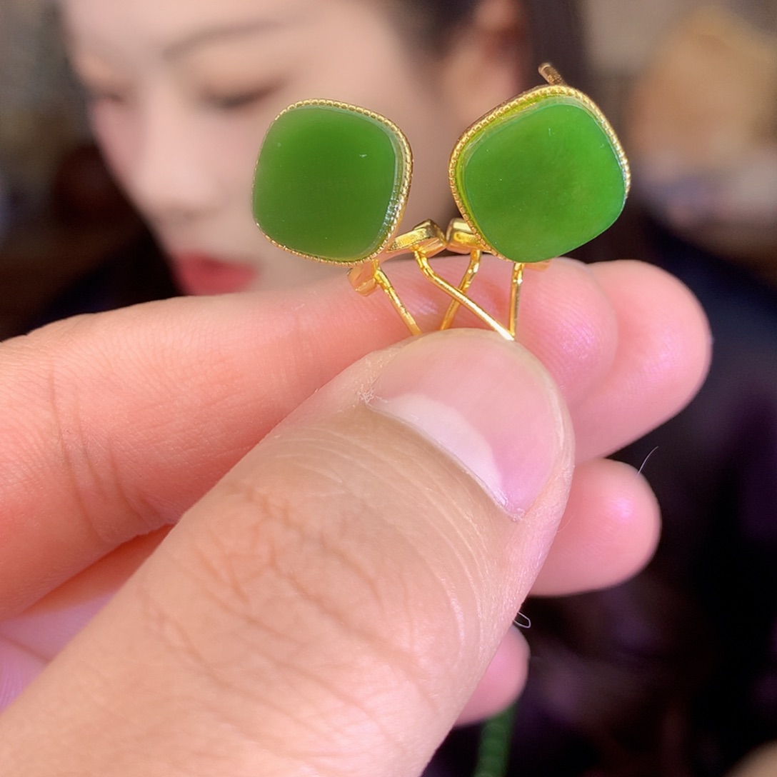 吊坠(不含链)银S925镶嵌和田玉（碧玉）耳饰