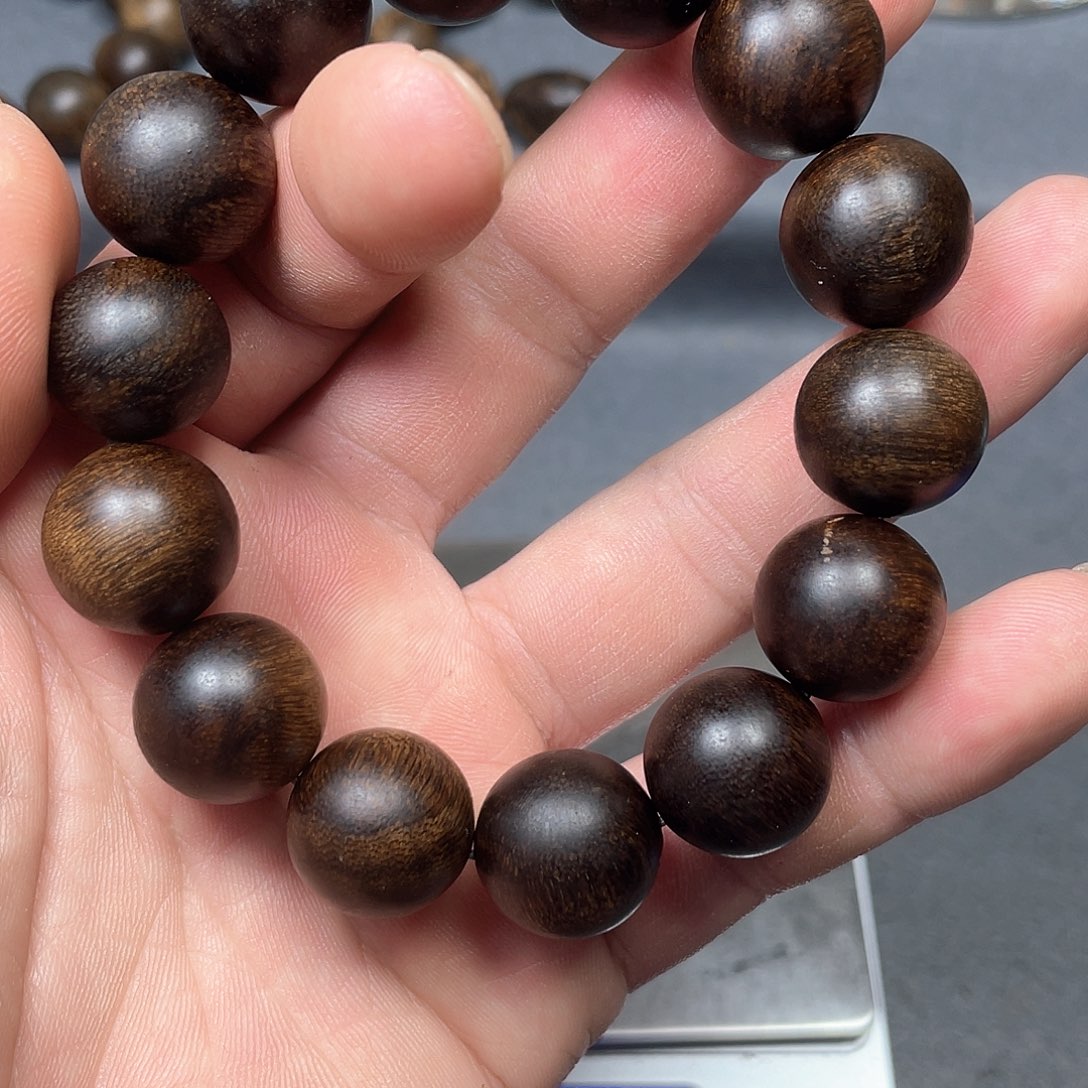 沉香手串壮*白棋瘤疤