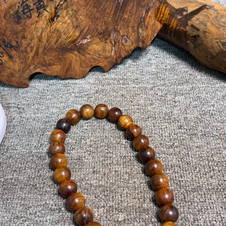 黄花梨/降香黄檀?**?哎呦