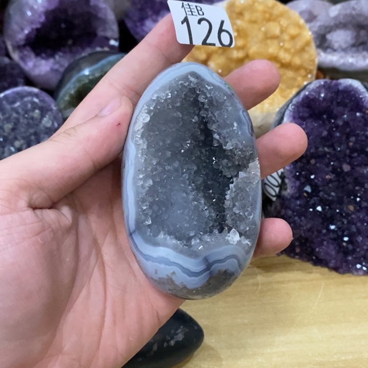 未镶嵌水晶大型摆件（非配饰）