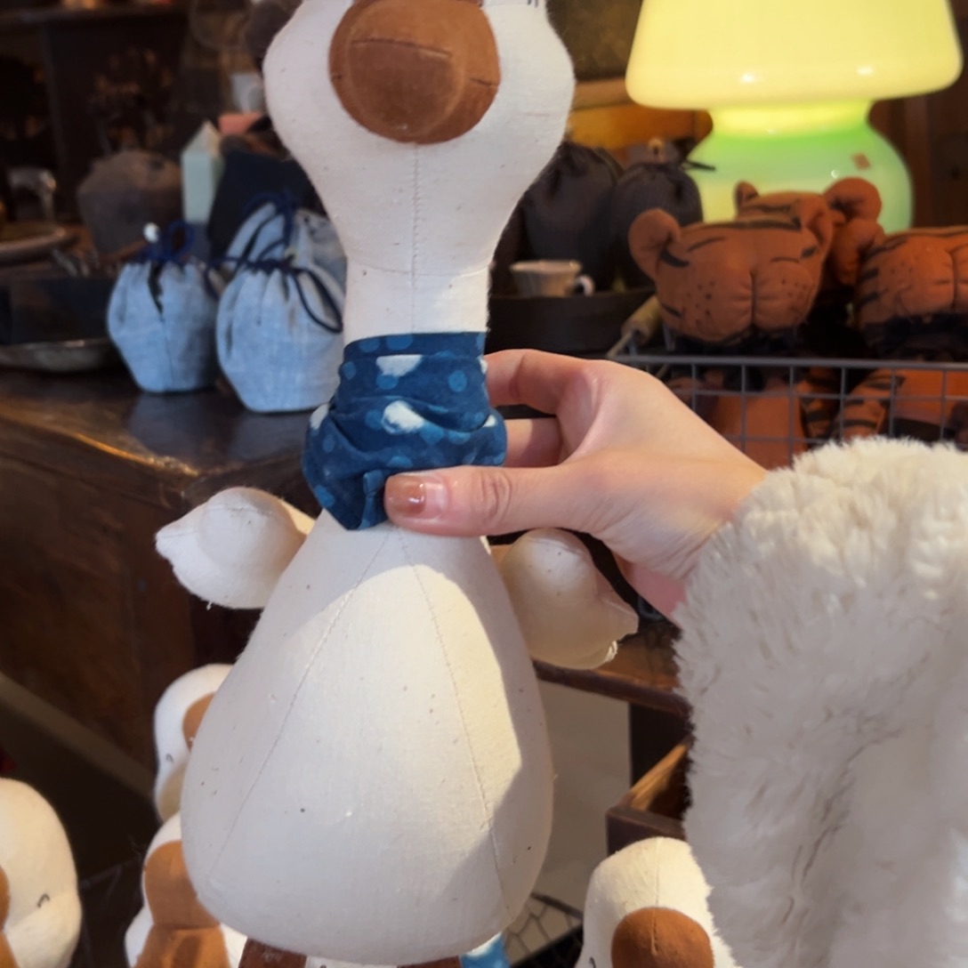 摆件陶瓷。    陶瓷。       