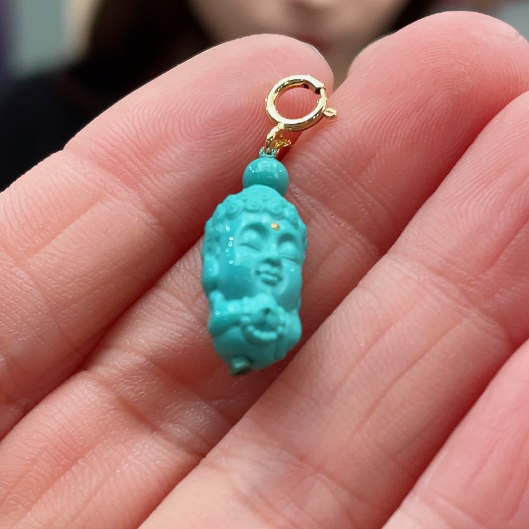 绿松石颈饰未镶嵌